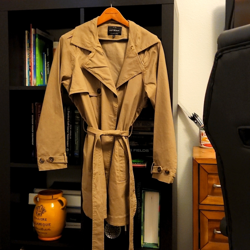 Women's trench jacket